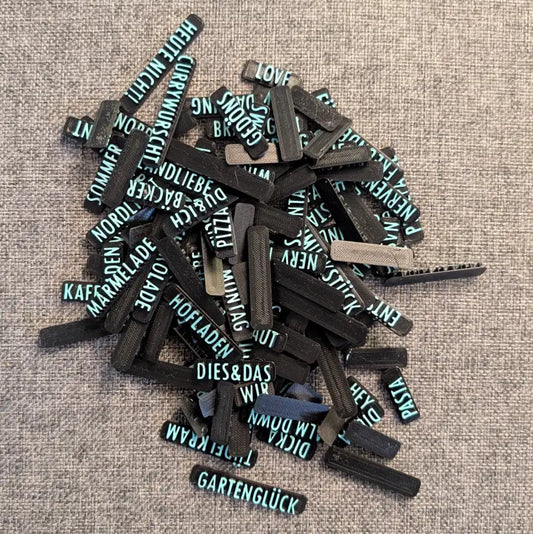 Ca. 130 kleine Worte in Druckschrift - Stempel B-Ware / 2te Wahl