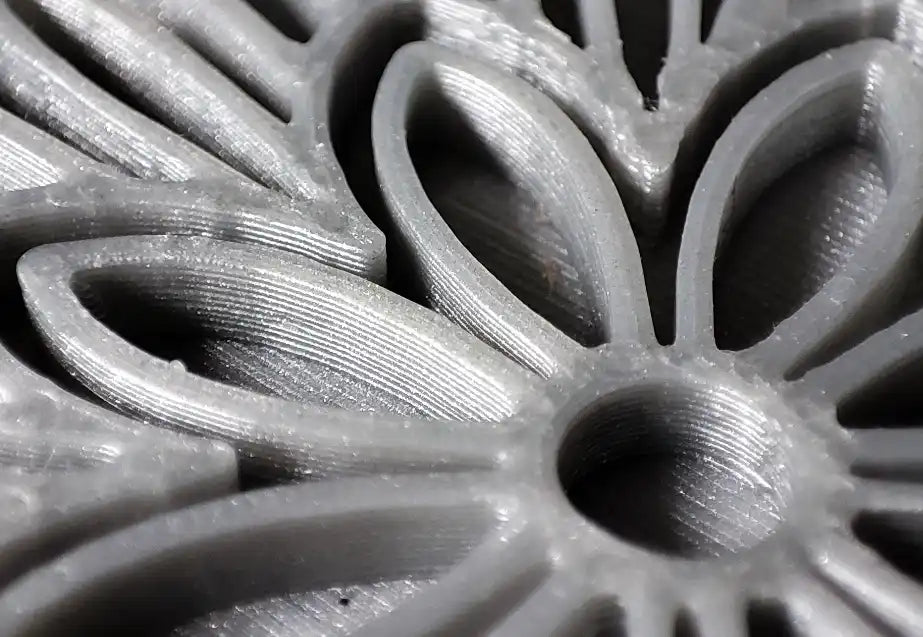 Grauendes 3D-gedrucktes Blumenmuster.