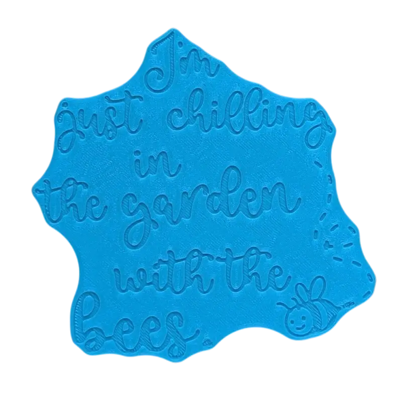 Im just chilling in the garden with the bees - Spruch Töpferstempel neues Design - Spruchstempel