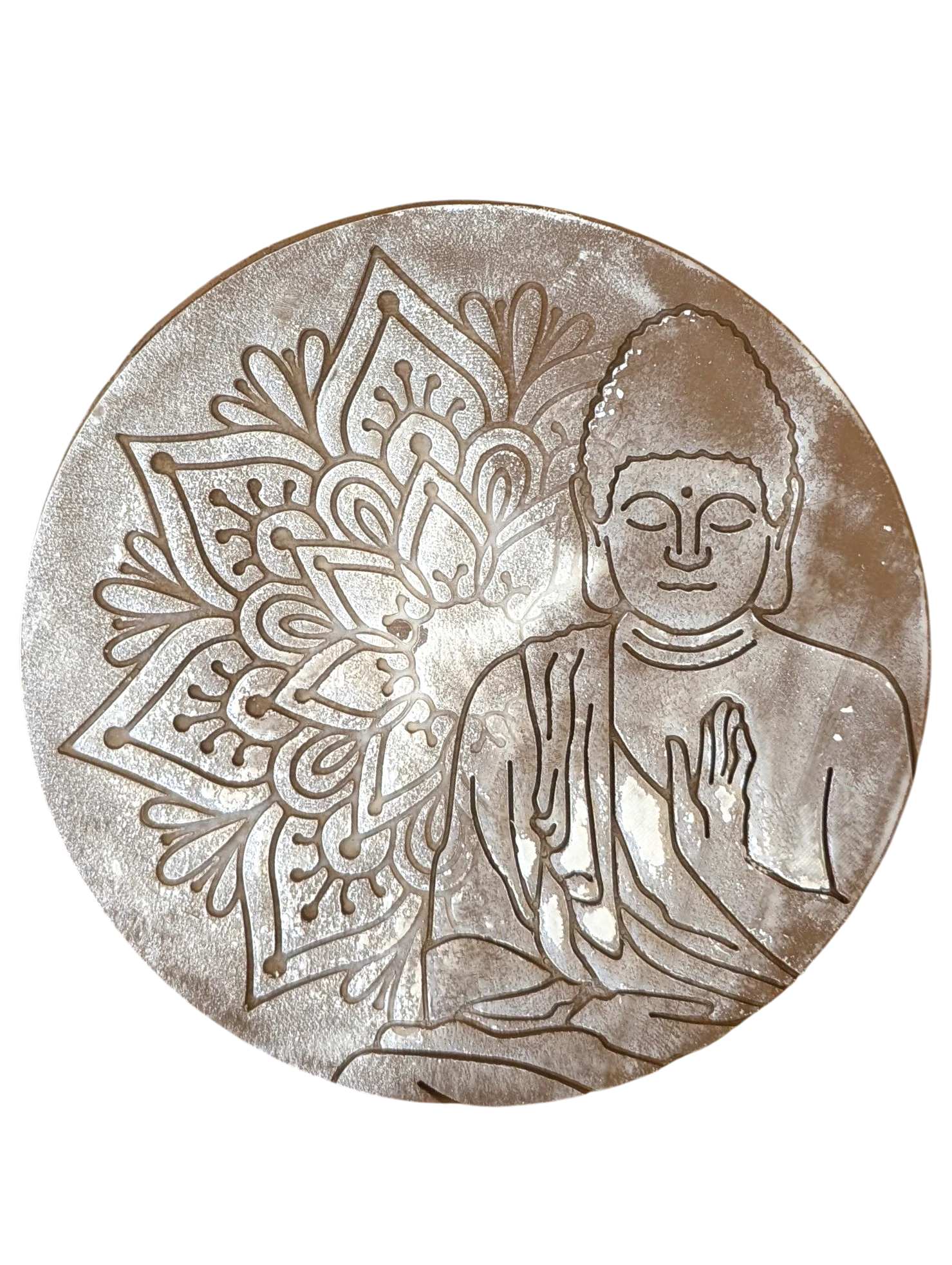 Kreative Töpfer-Idee: Buddha-Stempelabdruck kombiniert mit einem Mandala-Hintergrund in dunklem Ton mit weißer Akzentuierung. Hochwertiges Relief-Ergebnis von MinseArt.