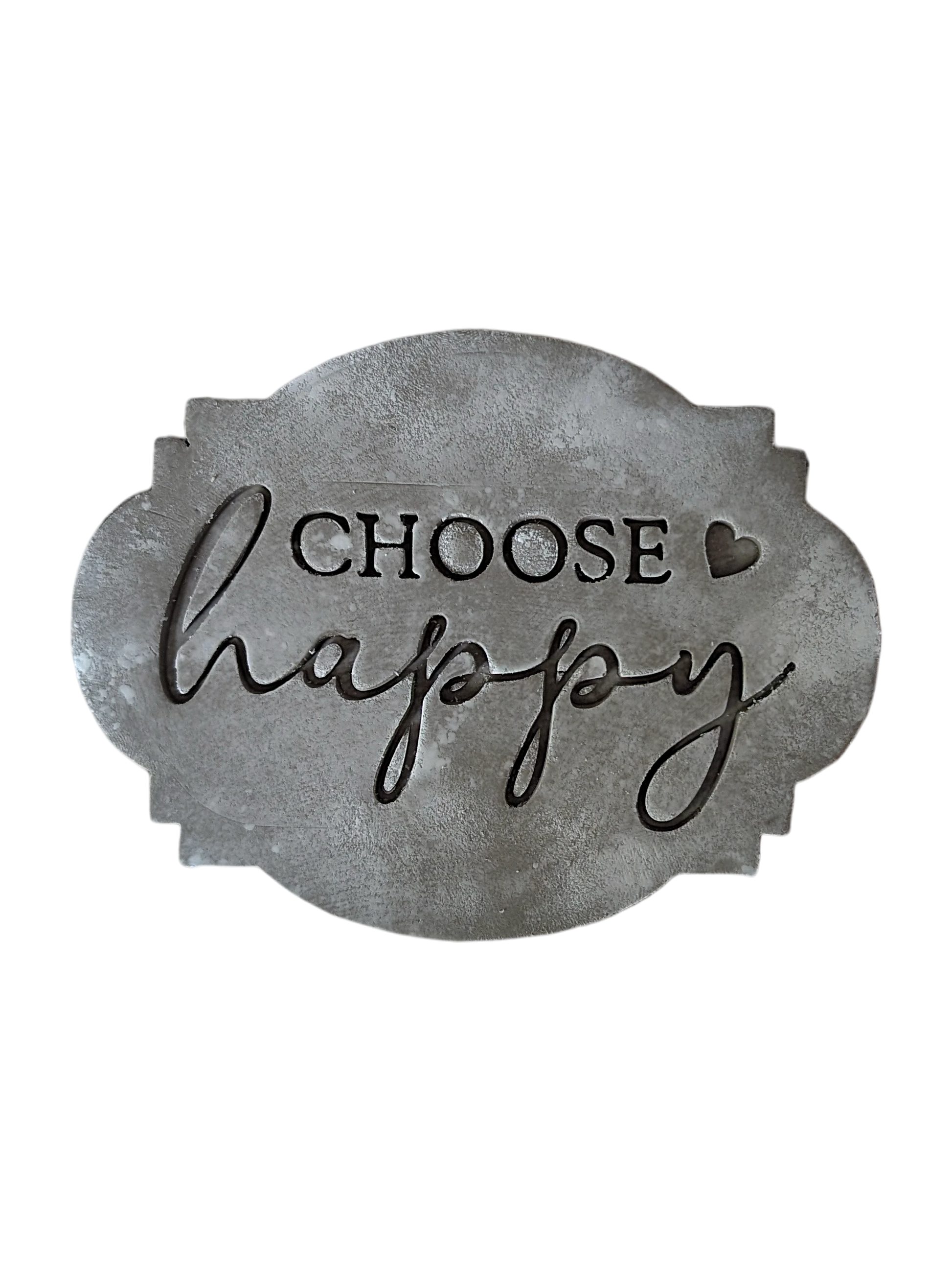 Präziser Abdruck im hellen Ton mit dem Motiv 'Choose happy' auf einer geschwungenen Tonplatte. Kreative Töpfer-Idee für Frühstücksteller, Tassen oder Wand-Deko.