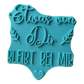 Draufsicht auf den türkisfarbenen Keramikstempel 'Etwas von dir bleibt bei mir' mit kleinen Blättern und Herz. Ein detailreicher Textstempel und Tonstempel für liebevolle Erinnerungsstücke.