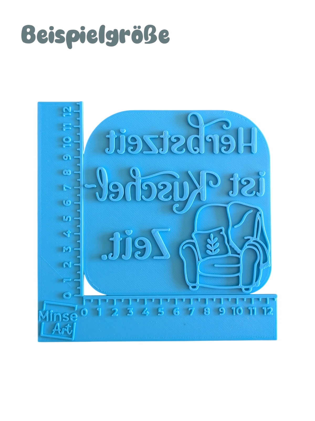Blauer Keramikstempel mit dem Spruch Herbstzeit ist Kuschelzeit im Winkel-Messinstrument zur Darstellung der Größen 12 cm.