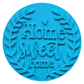 Draufsicht auf den türkisfarbenen Keramikstempel 'Home sweet home' mit einem dekorativen Blätterkranz. Ein detailreicher Textstempel für liebevolle Töpfer-Ideen und Türschilder.
