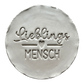 Präziser Abdruck im hellen Ton mit dem Schriftzug 'Lieblingsmensch'. Kreative Töpfer-Idee für persönliche Geschenke, Anhänger oder Wandteller.