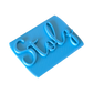 Perspektivische Detailansicht des blauen Stempels mit dem Schriftzug Stolz für Töpferarbeiten.